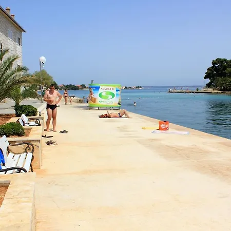 By The Sea Preko, Ugljan - 8292 Appartamento *