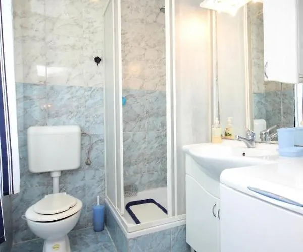 By The Sea Preko, Ugljan - 8292 بريكو